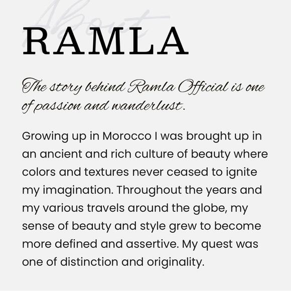 Ramla Leyla Embroided Lotus gold pearl Clutch
100% handmade by skilled artisans. - Picture 5 of 5